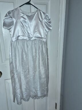 White Satin & Lace Girls' Dress Size 12